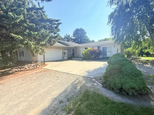 3888 W Cass City Rd, Akron, MI 48701