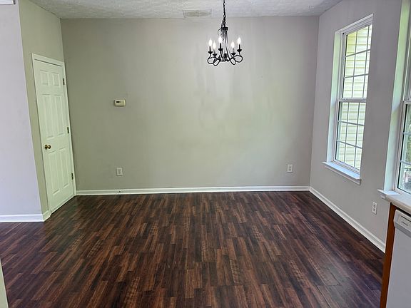 5th image of 89 Timber Ridge Dr