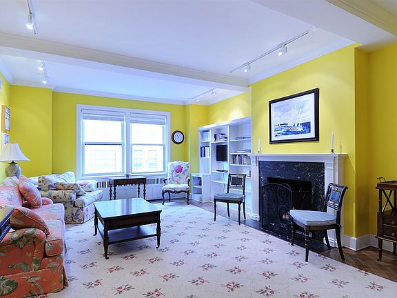 2nd image of 14 E 90th St #7C