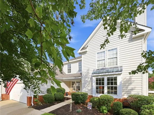132 Waters Edge Dr, Williamsburg, VA 23188