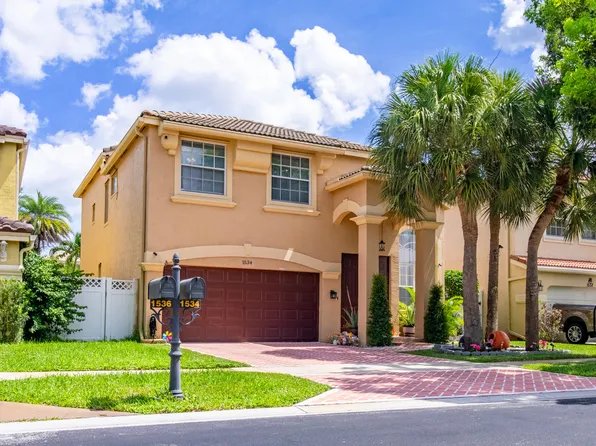 1534 Running Oak Lane, Royal Palm Beach, FL 33411