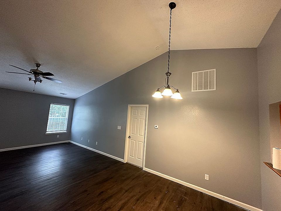 Great room  (view 2)