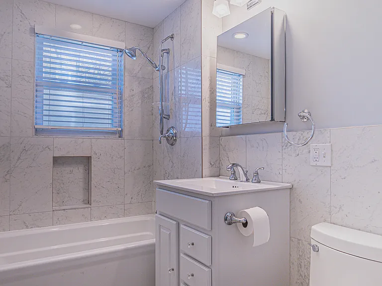 8 Putnam Rd #8 — Photo 11