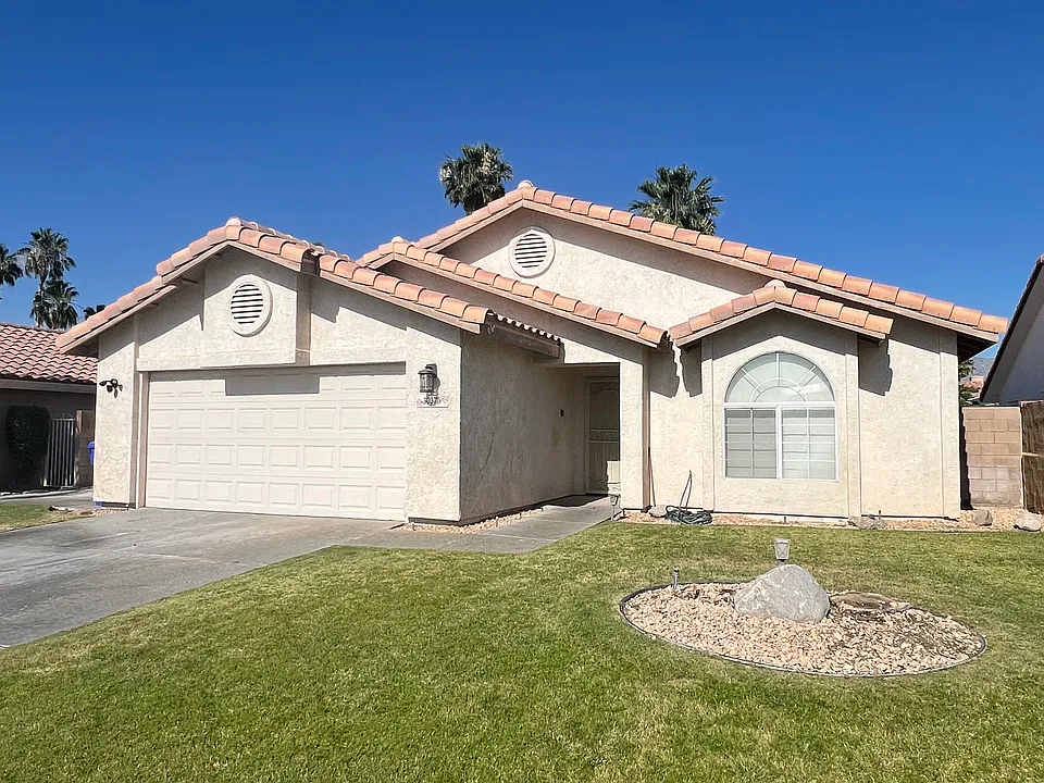 30375 Avenida Alvera