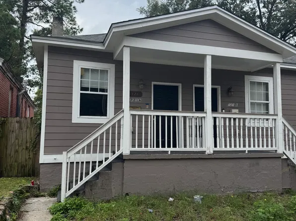 721 W 42nd St #A, Savannah, GA 31415