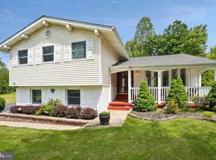 91 Wedgewood Dr, Cinnaminson, NJ 08077