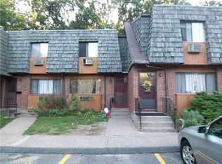 156 High Path Rd, Windsor, CT 06095