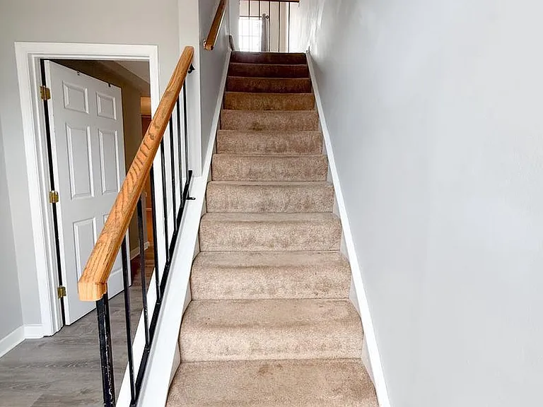 9424 Sea Breeze Ct — Photo 6