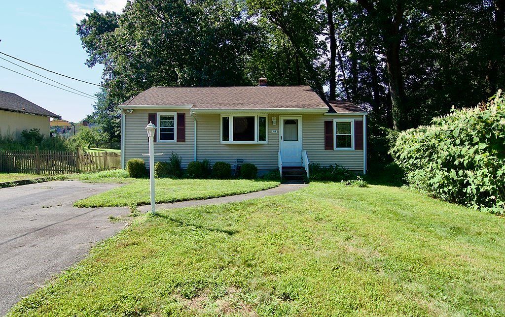 217 Cady St, Ludlow, MA 01056 Zillow