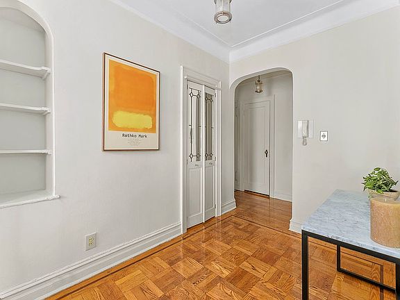 2nd image of 145 Hicks St APT A66