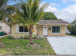 Mainlands Of Tamarac Lake, Tamarac, FL 33319