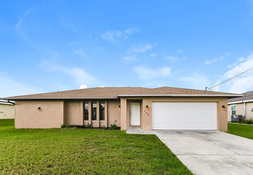 2529 SW 15th Pl