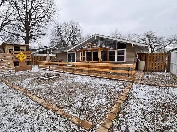 525 Abbyshire Dr, Berea, OH 44017