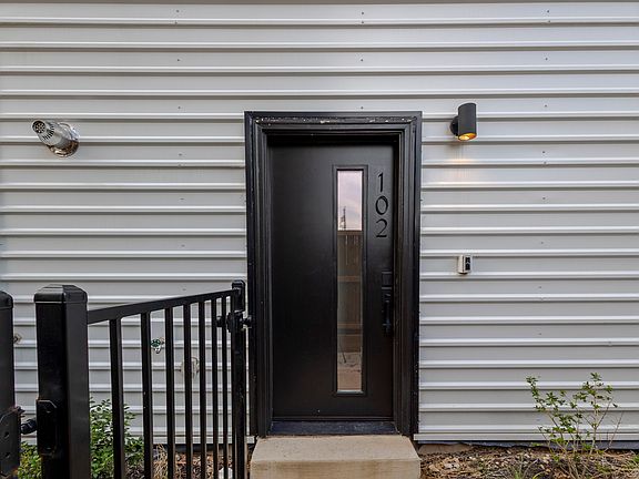 4th image of 1612 Grigsby Ave #101