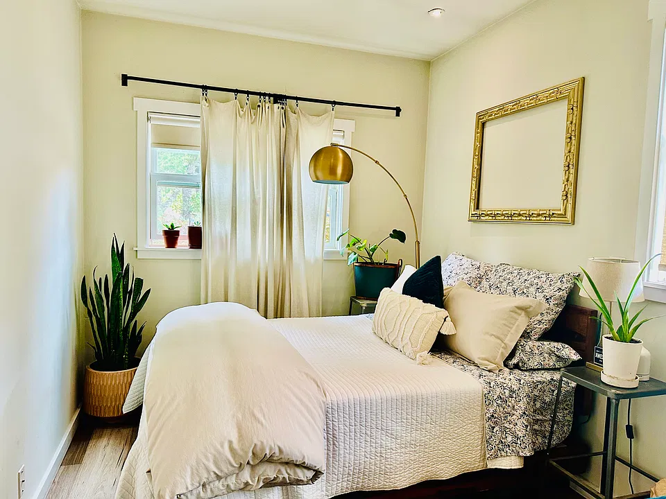 1 bedroom, with queen-sized bed, desk, chair, kitchen basics, full-sized refrigerator, 
walk-in closet, new lighting, paint, flooring, curtains and black out shades.