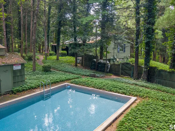40 Oleson Drive, Southbury, CT 06488