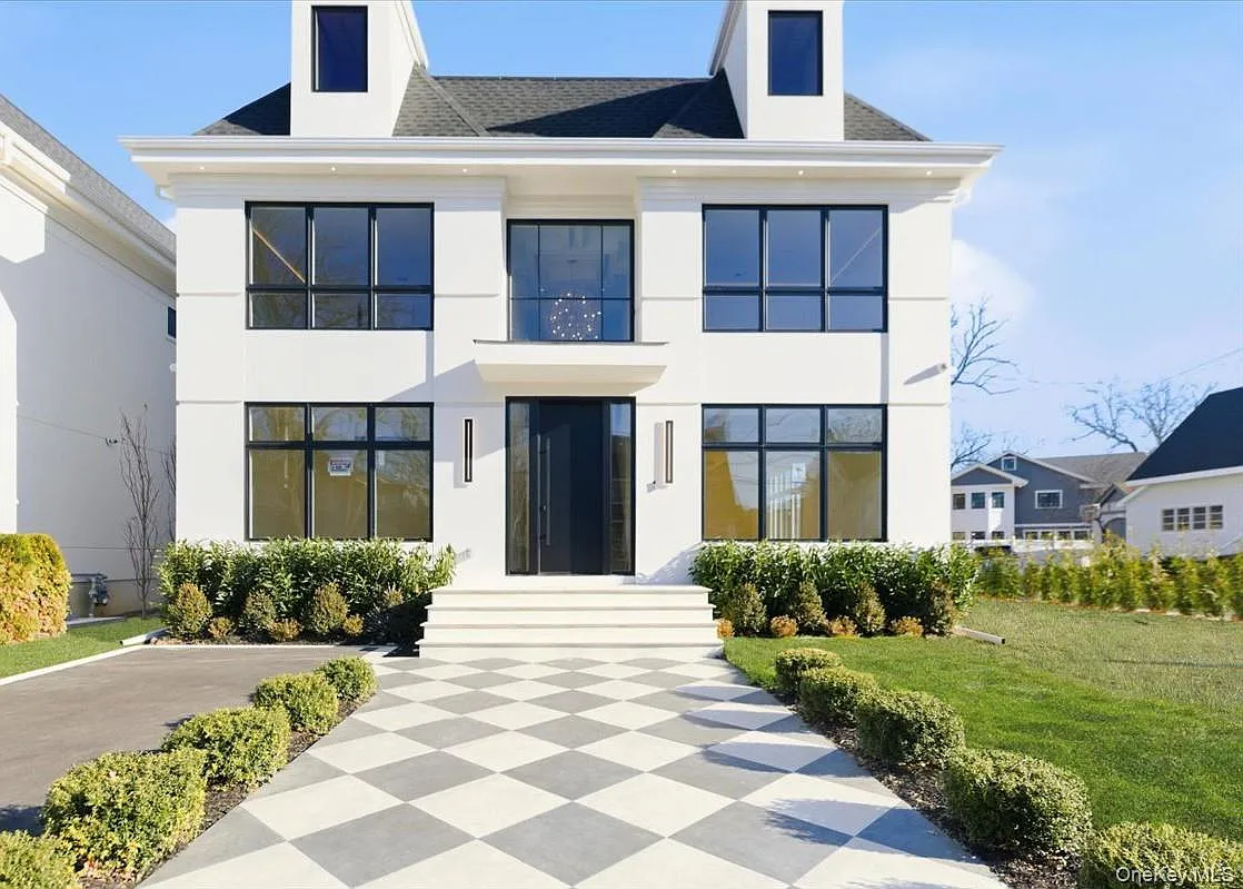 132 Park Street photo 1