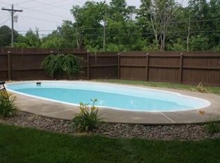 6203 Eric Dr, Floyds Knobs, IN