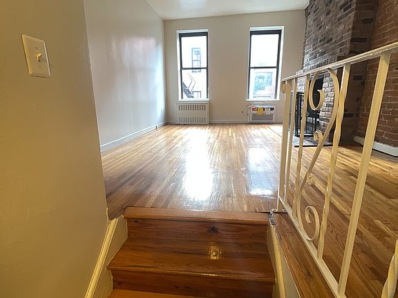 4th image of 444 W 46th St APT 3C