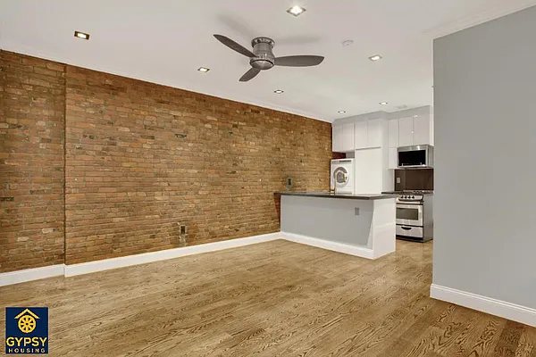 Rented by Gypsy Housing LLC | media 8