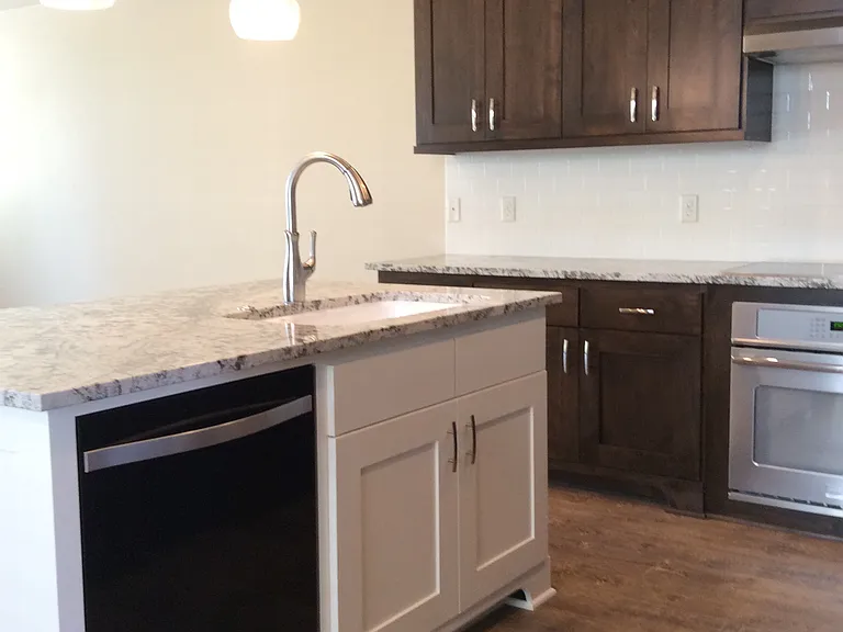 3820 Creek View Dr — Photo 11