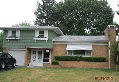1022 Edison Ave photo 1