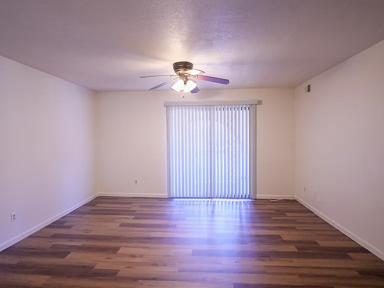 6331 N Barcelona Ct #917 — Photo 5