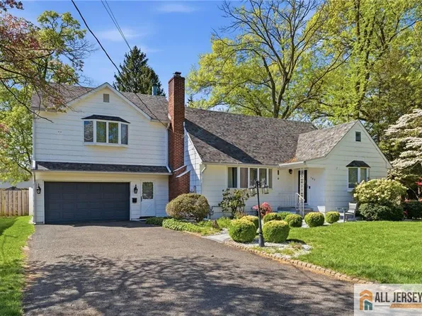 785 3rd St, Dunellen, NJ 08812