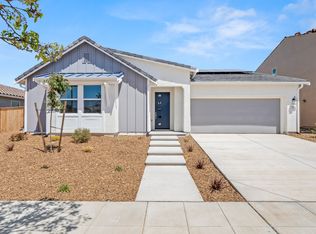 651 Stone Crest Ave, Madera, CA 93636