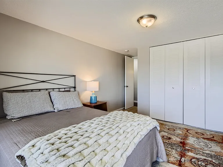 1155 Ash St #1108 — Photo 23