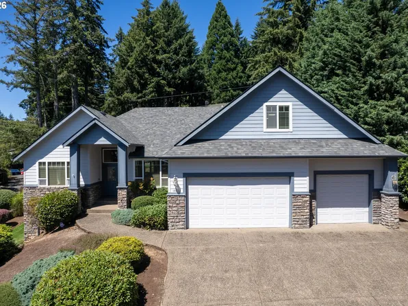 10523 SE Charlotte Dr, Happy Valley, OR 97086