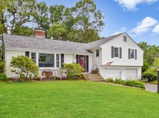 130 Olde Stage Rd, Glastonbury, CT 06033