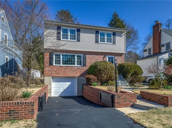 31 Fenwick Road, Hastings-on-Hudson, NY 10706