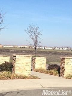 5th image of 17 Mankato Ct
