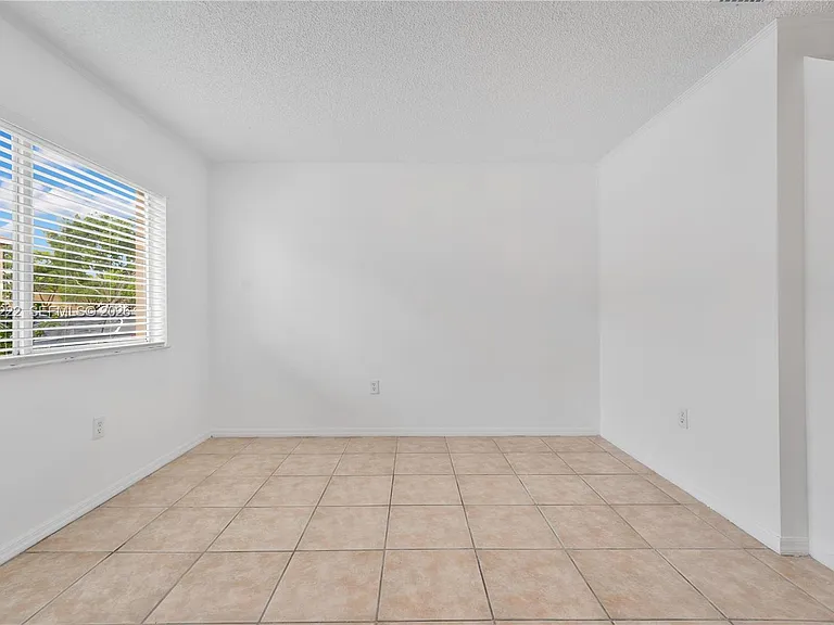 13909 SW 178th St #1 — Photo 6