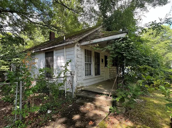 2601 Crescent Ln, Gastonia, NC 28052
