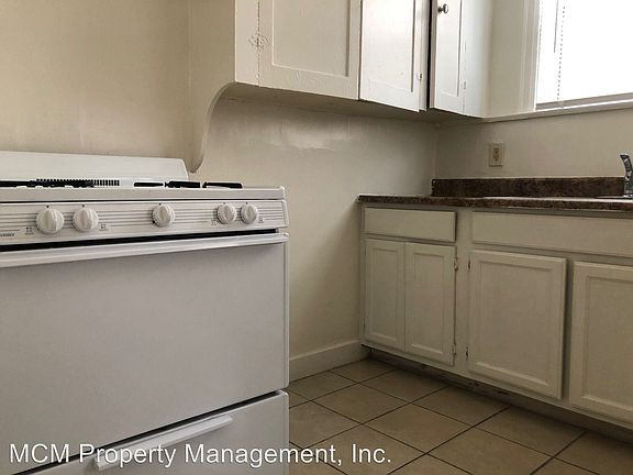 3rd image of 3065 Leeward Ave APT 18