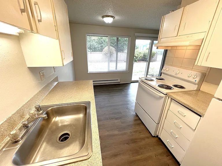 Sandman Apartments — Photo 45