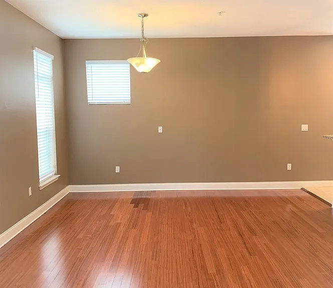 4511 Legacy Park Dr — Photo 8
