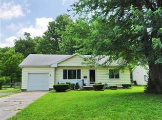 1502 S Luster Ave, Springfield, MO 65804