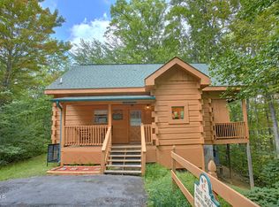 3198 Emerald Springs Loop, Pigeon Forge, TN 37862