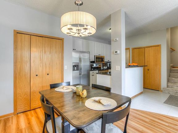5th image of 3720 Vermilion Ct S #605