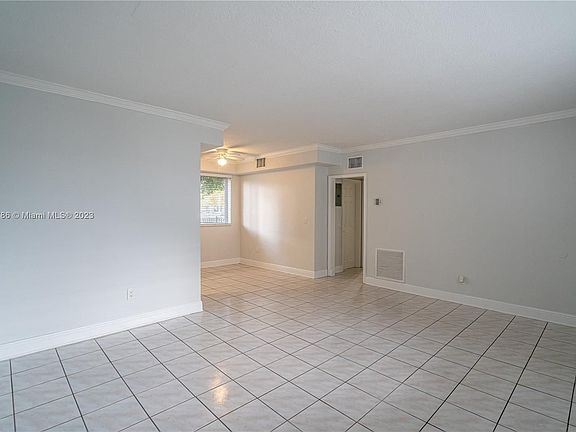 5th image of 75 S Shore Dr APT 4A