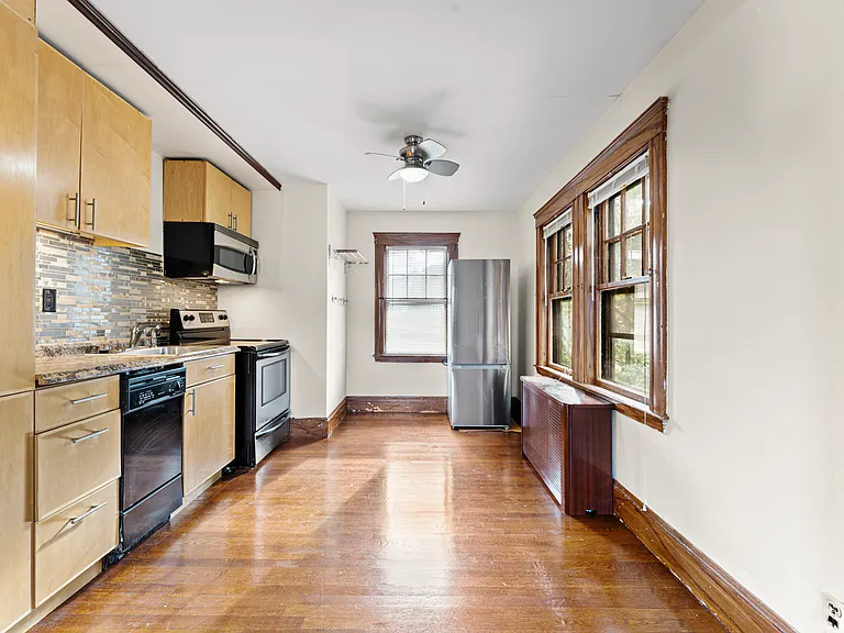 43 Liszt St #2A — Photo 7