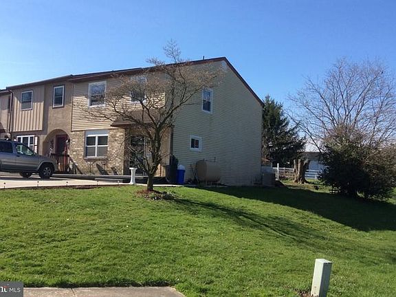 5th image of 222 Saddlebrook Dr