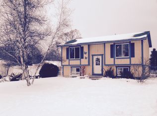 1909 Radcliffe Rd, Traverse City, MI 49685