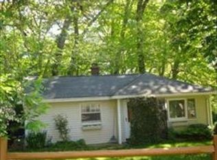 18 Summit Path, Framingham, MA 01701