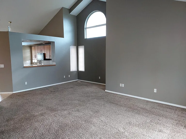 8825 N Prescott Rd — Photo 5
