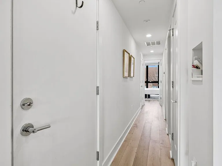 1012 Harvard St NW #7 — Photo 24