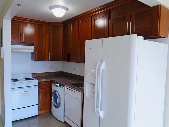 2nd image of 8411 Lander St APT 7